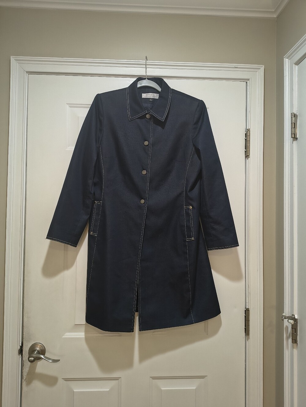 Tahari Arthur S. Levine Navy Lined  Day Coat Size 12